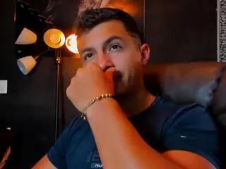 Offline axel_koll on Flirt4Free