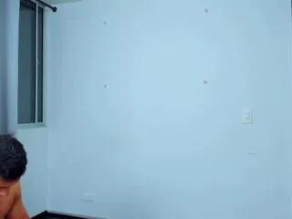Offline axel_koll on Flirt4Free