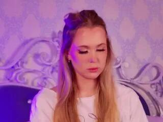 becca_vressel on Flirt4Free 