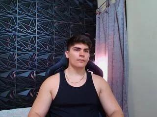 Freechat camiilo_lopez on Flirt4Free