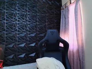 Freechat camiilo_lopez on Flirt4Free