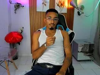 Offline chris_wylde on Flirt4Free