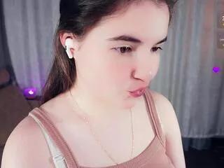 Freechat coventina_felt on Flirt4Free