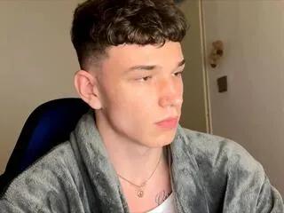 Freechat danny_cuomo on Flirt4Free