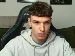 Freechat danny_cuomo on Flirt4Free
