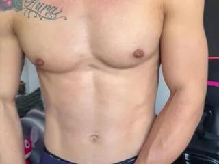 Freechat duncan_collins on Flirt4Free