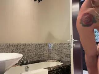 Freechat duncan_collins on Flirt4Free