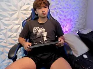 Offline dylan_wallton on Flirt4Free