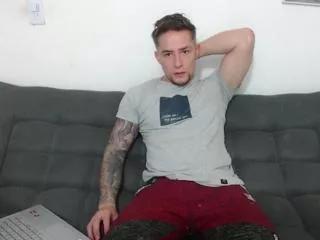 Offline felipe_stanford on Flirt4Free