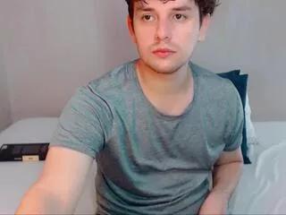 Offline gabriel_navas on Flirt4Free