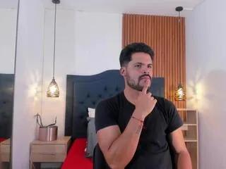 Offline hamilton_smiith on Flirt4Free