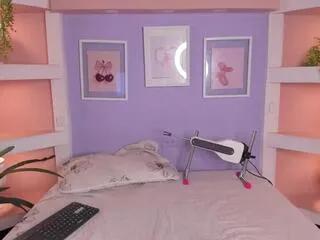 isabella_hiill on Flirt4Free