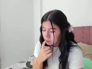ivii_sweet on Flirt4Free 