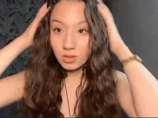 jade_vankammen on Flirt4Free