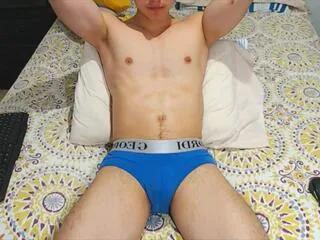 Freechat jahs_knight on Flirt4Free