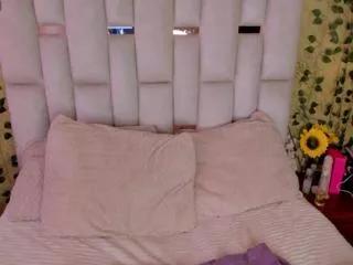 Offline jenifer_powell on Flirt4Free