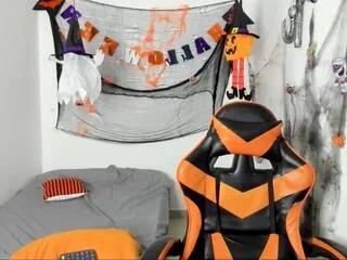 Freechat jhosep_hamilton on Flirt4Free