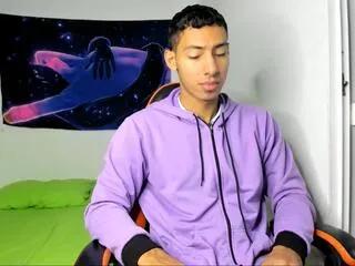 Freechat jhosep_hamilton on Flirt4Free