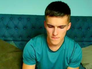 Offline joel_lopez on Flirt4Free