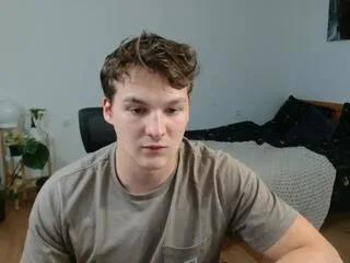 josh_waller on Flirt4Free