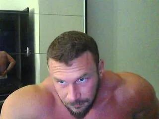 kevin_muscle on Flirt4Free