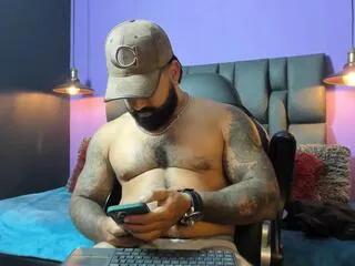 Offline leonidas_murphy on Flirt4Free