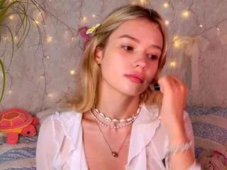 lily_rooney on Flirt4Free 