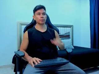 logan_jackson on Flirt4Free