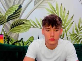 Offline matthew_bieber on Flirt4Free
