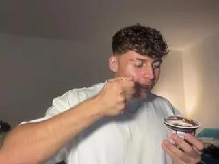 Offline noah_sandler on Flirt4Free