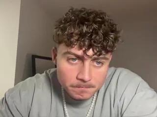 Offline noah_sandler on Flirt4Free