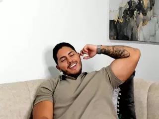 Freechat owen_pierces on Flirt4Free