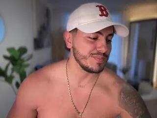 Freechat owen_pierces on Flirt4Free