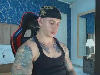 Offline paul_thompson on Flirt4Free