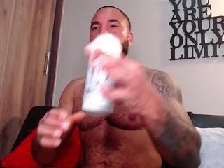 Offline romano_muscle on Flirt4Free
