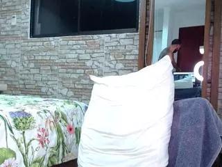 Offline romano_muscle on Flirt4Free