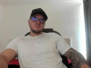 Offline teylor_creed on Flirt4Free