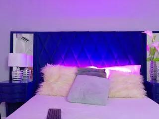 viiolet_saunders on Flirt4Free 
