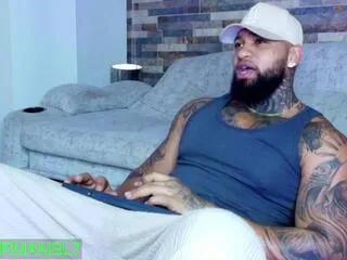 Freechat zaiin_diesel on Flirt4Free