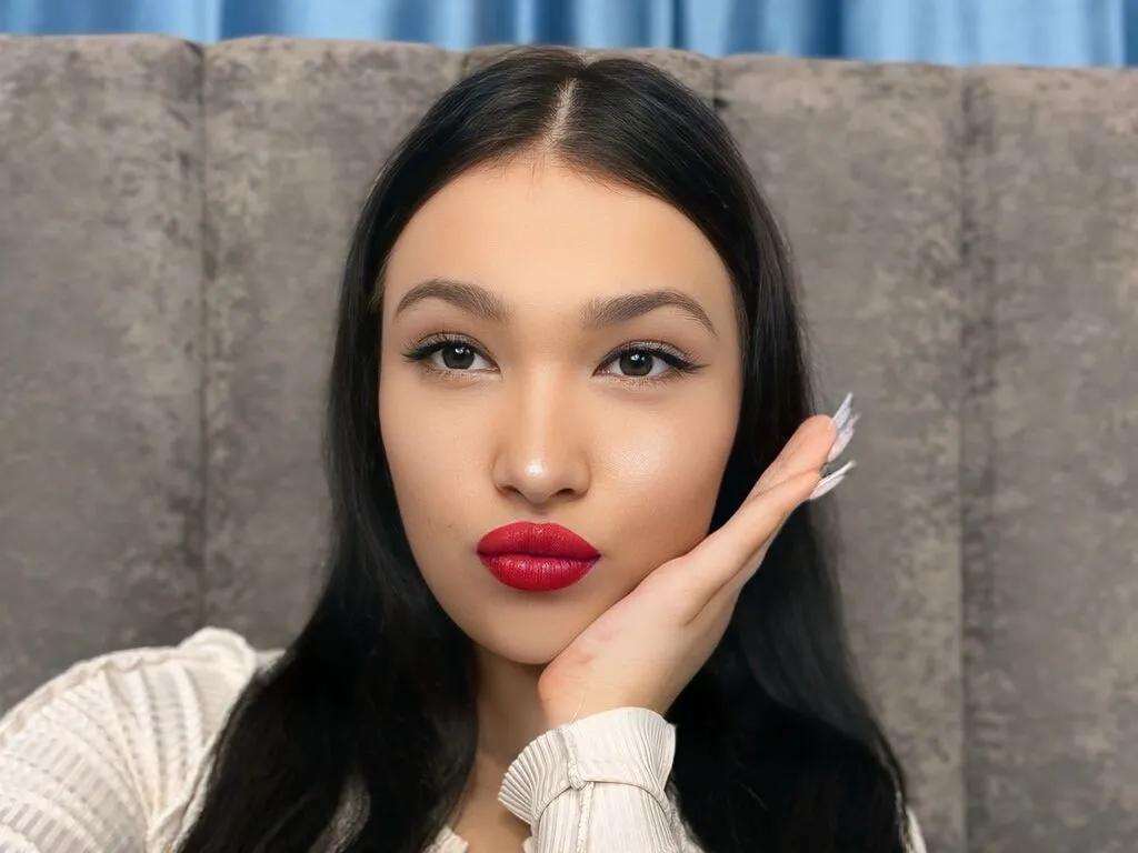Offline AlinaCrystals on LiveJasmin