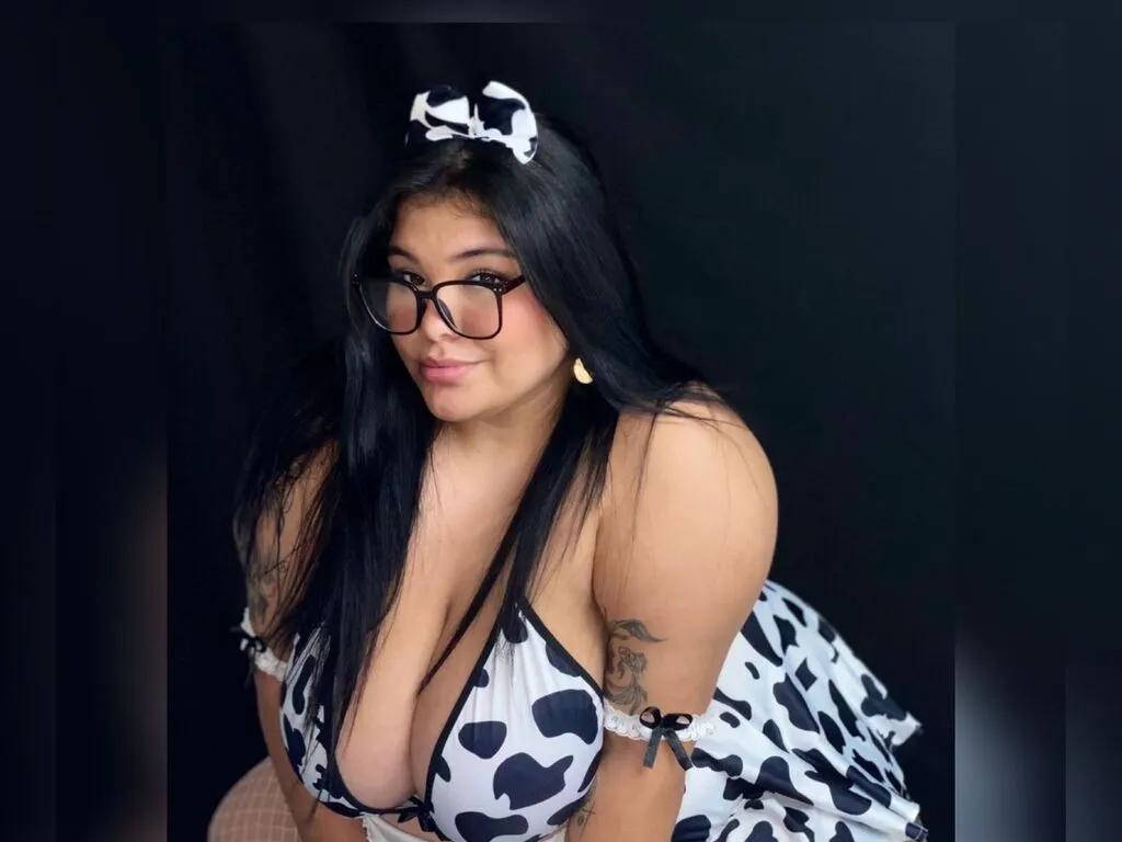Offline CarolineSomers on LiveJasmin
