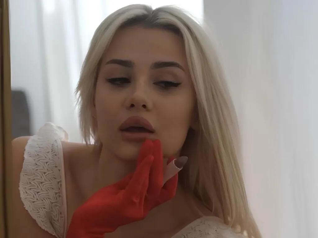 Offline DonnaMary on LiveJasmin