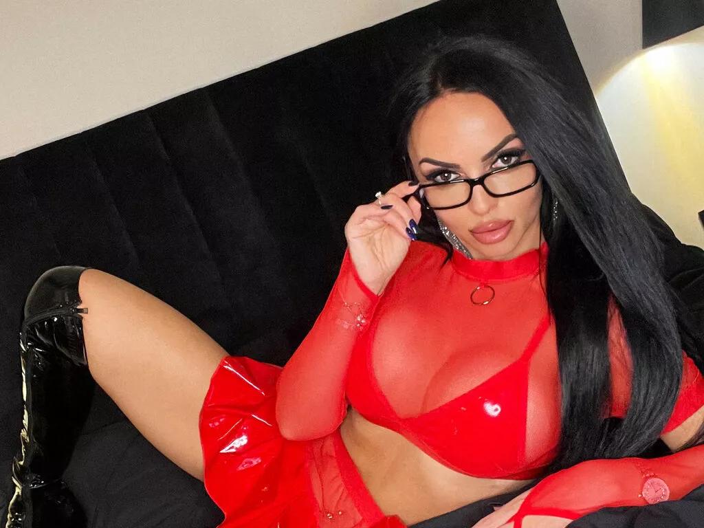 Offline EmilyMae on LiveJasmin