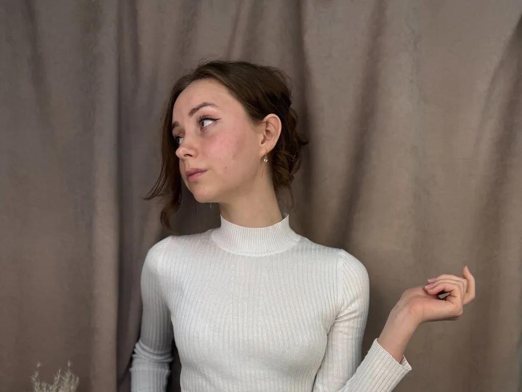 Offline IvanaVisalli on LiveJasmin