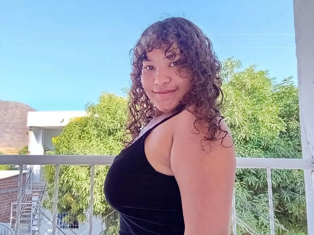 Offline NathaliFicher on LiveJasmin