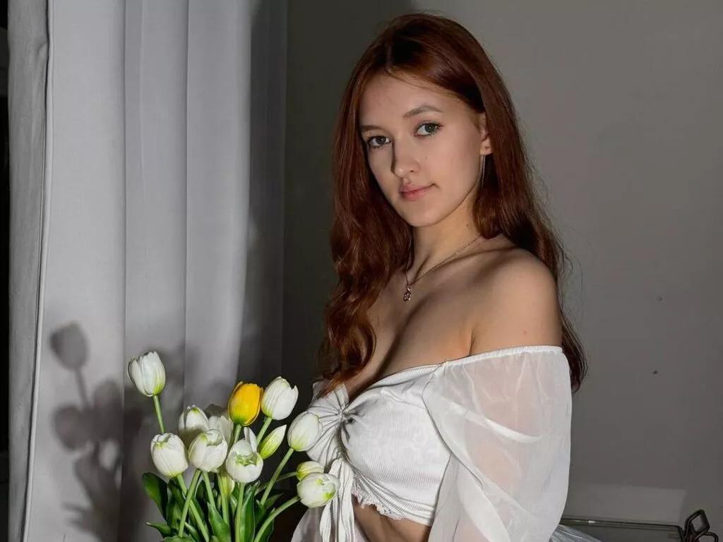 Offline VeronaGee on LiveJasmin