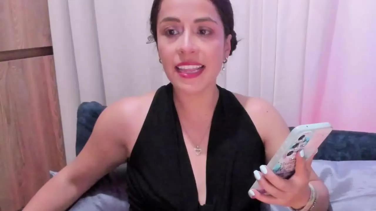 Offline AprilEvaans_26 on Streamray