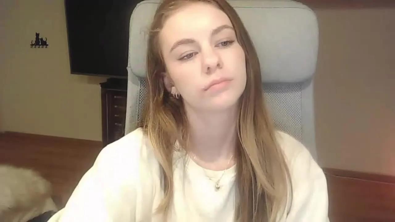 Offline AriaFlirt on Streamray