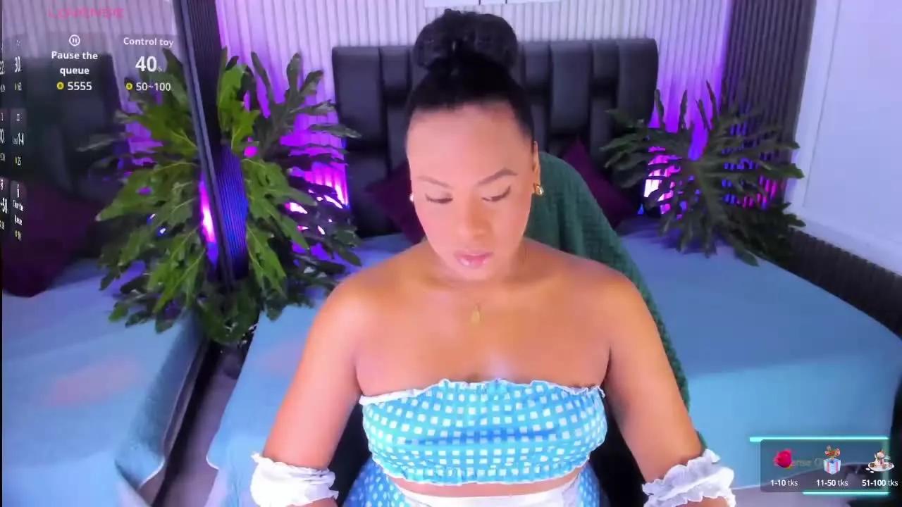 Offline AriebonyBrooke on Streamray