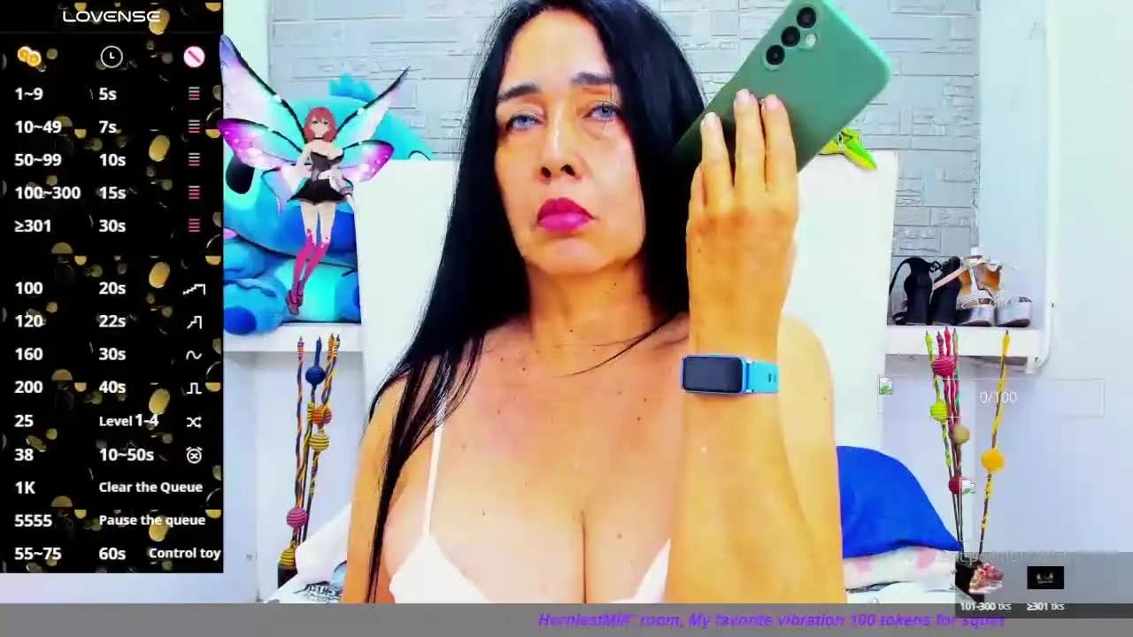 Offline AshleyCutee4 on Streamray